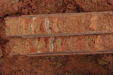 Extracción de muestra con cuchara del SPT