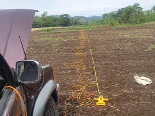 Trabajo de campo con cableado de resistividad